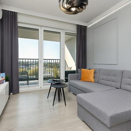 Podgorze Lipska Pet-Friendly Apartment With Balcony And Parking By Renters Prestige Krakow Bagian luar foto