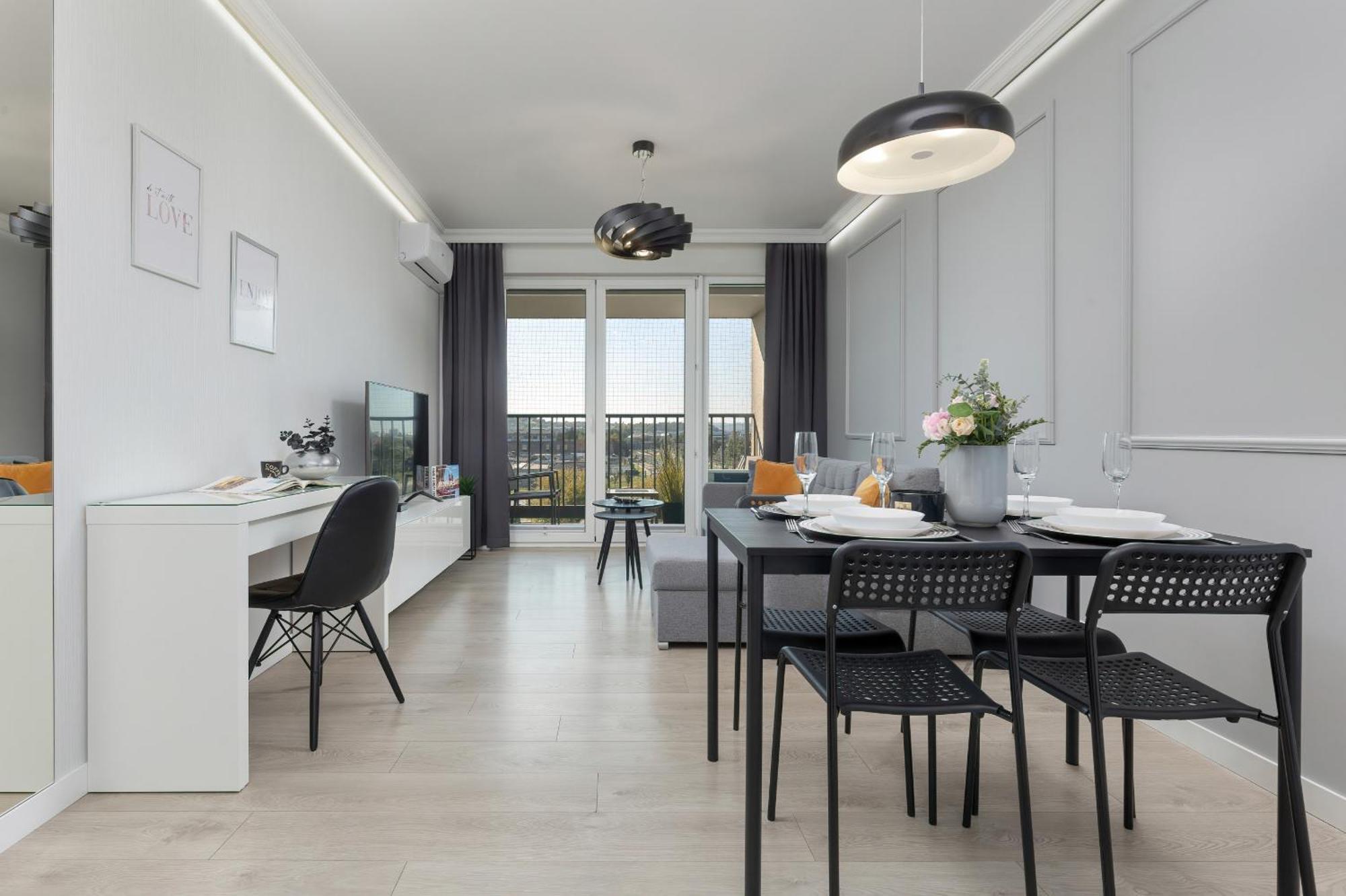 Podgorze Lipska Pet-Friendly Apartment With Balcony And Parking By Renters Prestige Krakow Bagian luar foto