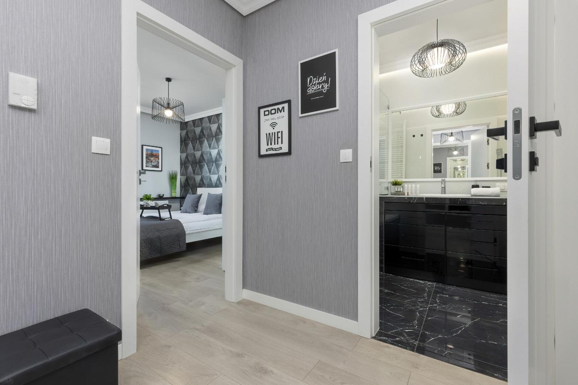 Podgorze Lipska Pet-Friendly Apartment With Balcony And Parking By Renters Prestige Krakow Bagian luar foto