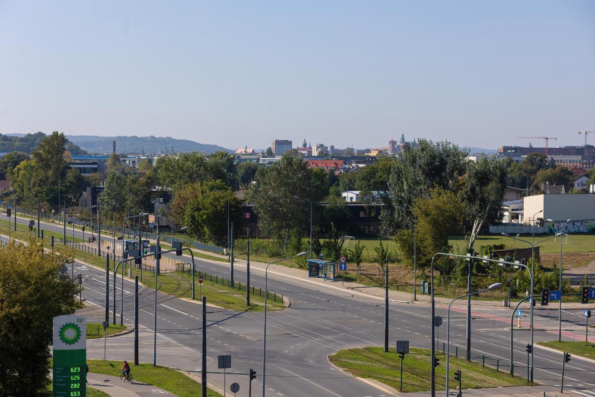 Podgorze Lipska Pet-Friendly Apartment With Balcony And Parking By Renters Prestige Krakow Bagian luar foto