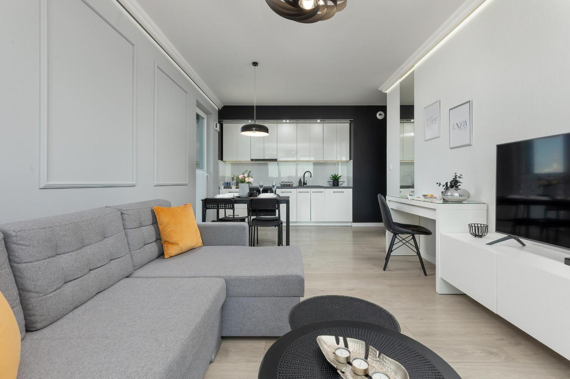 Podgorze Lipska Pet-Friendly Apartment With Balcony And Parking By Renters Prestige Krakow Bagian luar foto